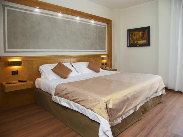 קורג'ו Hotel President מראה חיצוני תמונה