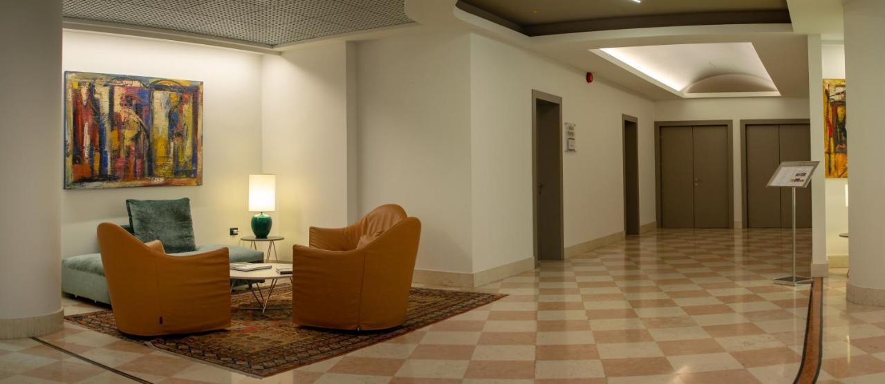 קורג'ו Hotel President מראה חיצוני תמונה