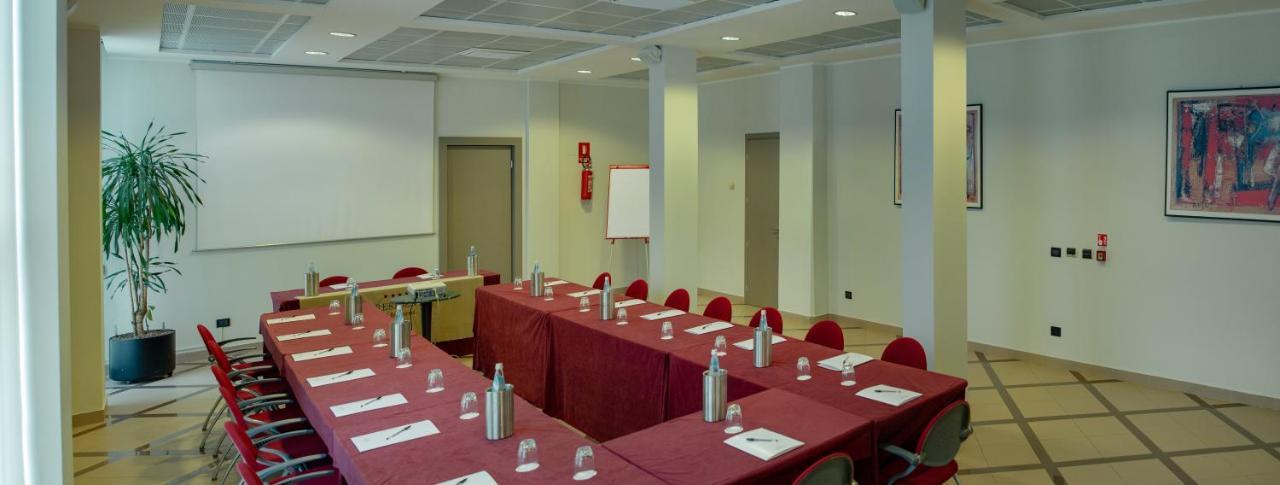 קורג'ו Hotel President מראה חיצוני תמונה