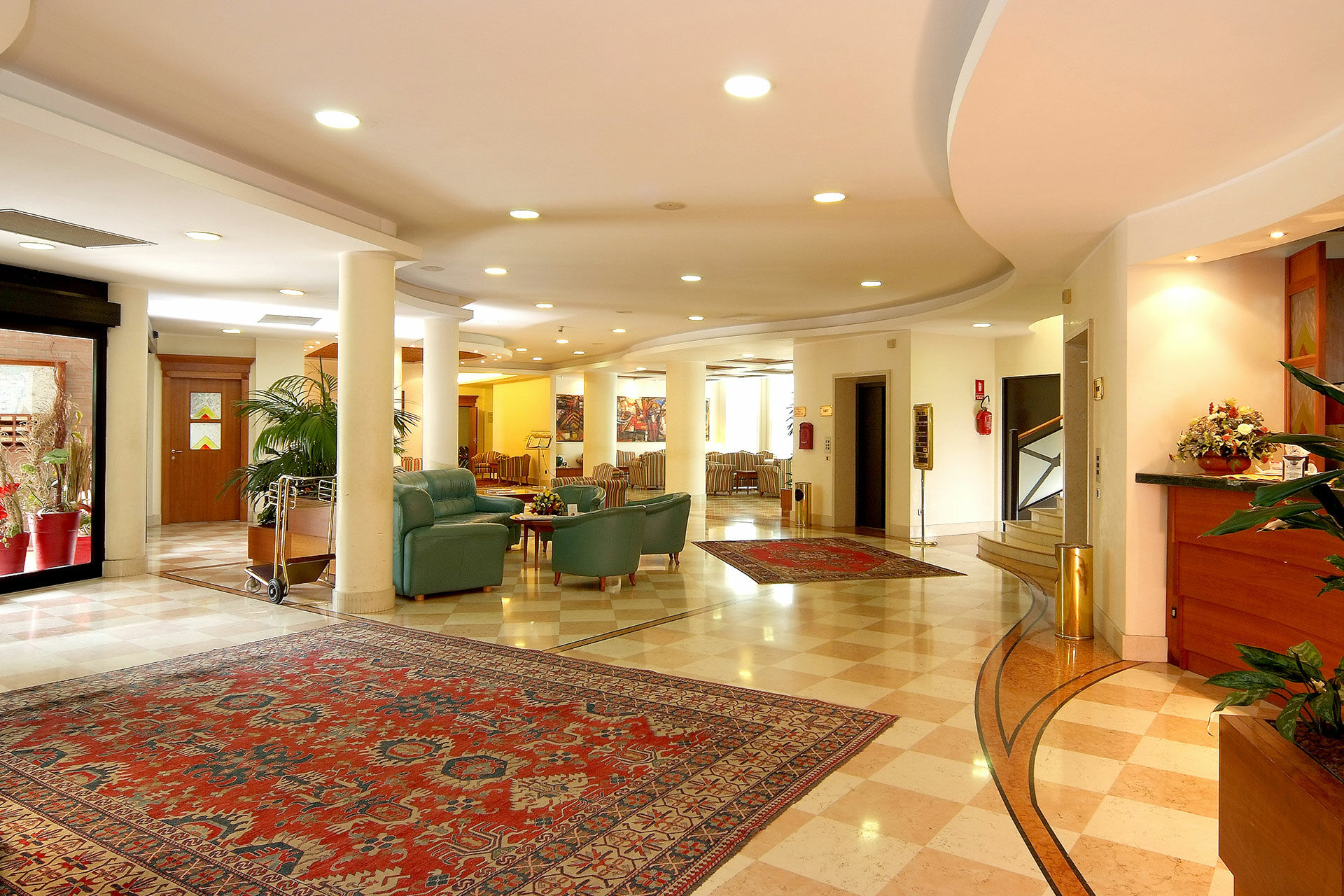 קורג'ו Hotel President מראה חיצוני תמונה